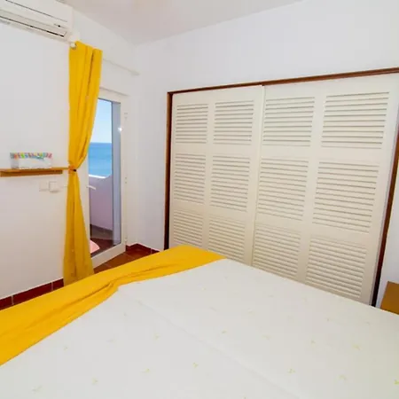 Pe Na Praia By Ocvillas *